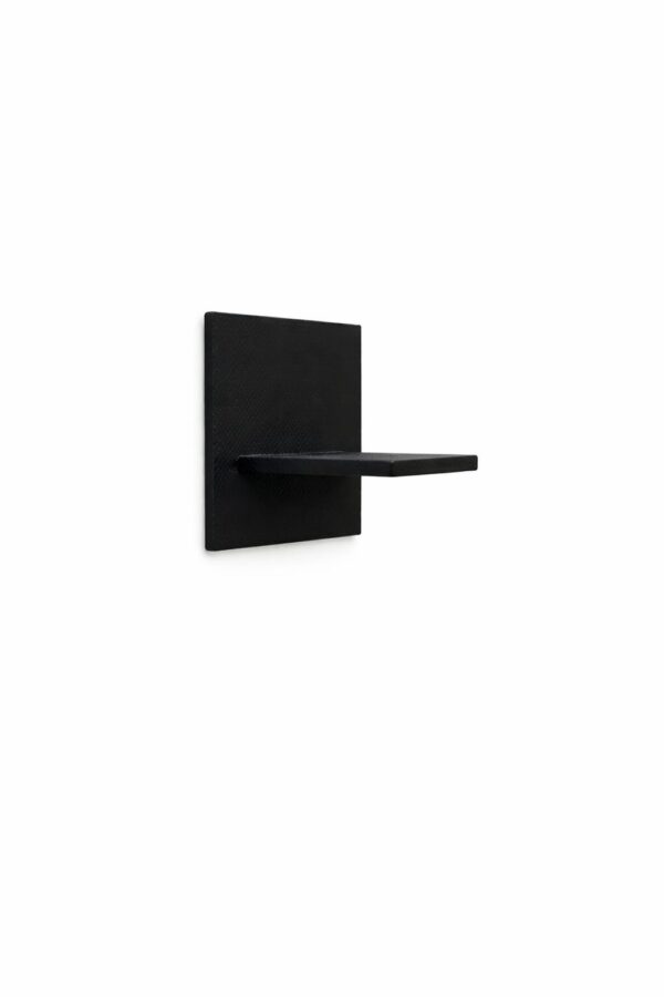 1:64 Black Wall stand